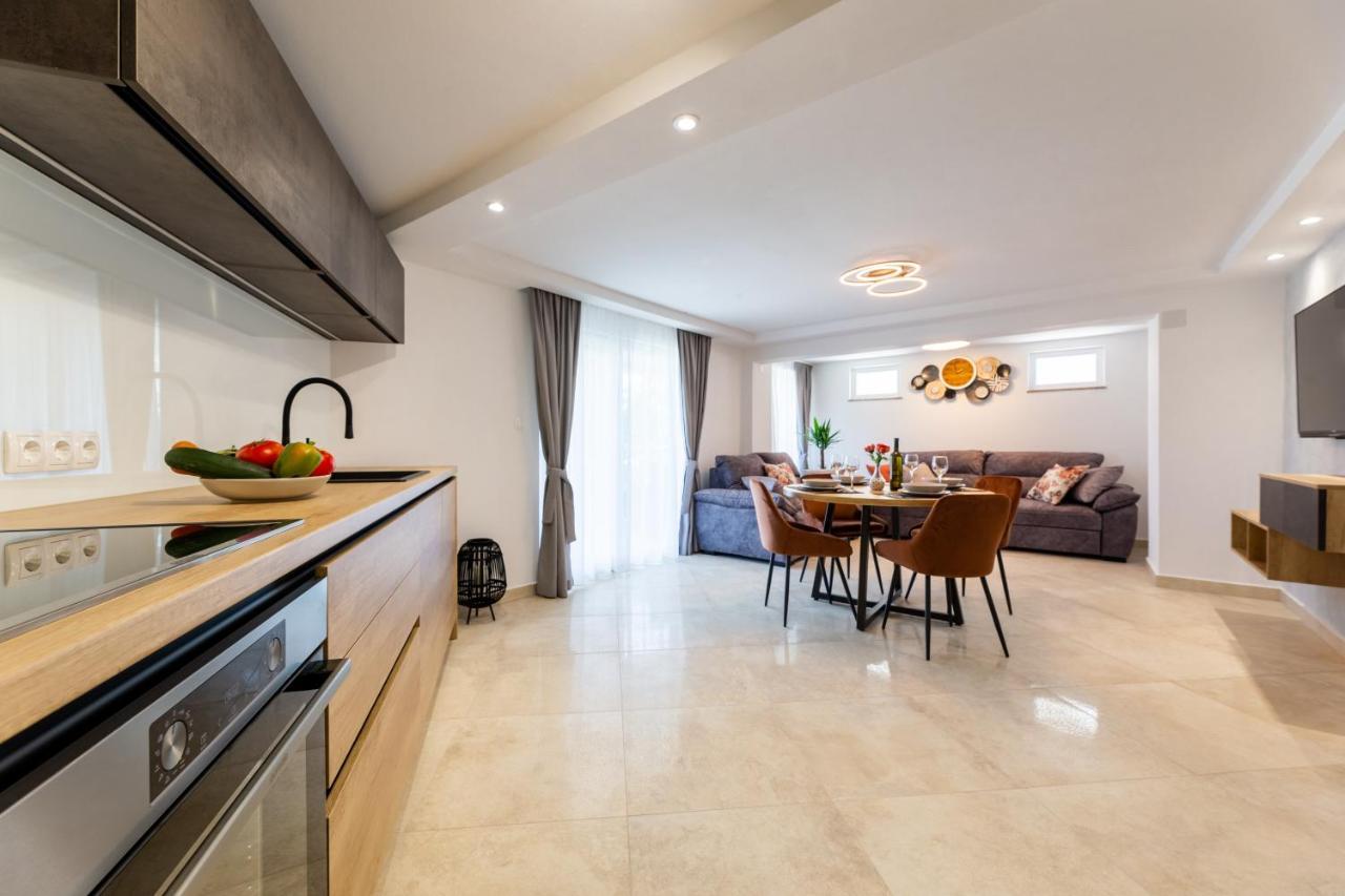 Apartment Miko Sveti Ivan Dobrinjski ภายนอก รูปภาพ
