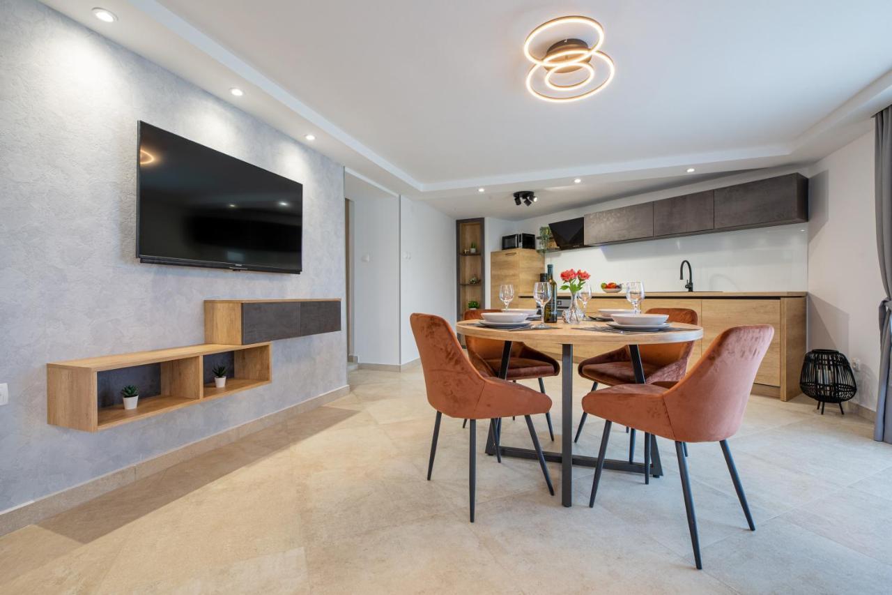 Apartment Miko Sveti Ivan Dobrinjski ภายนอก รูปภาพ